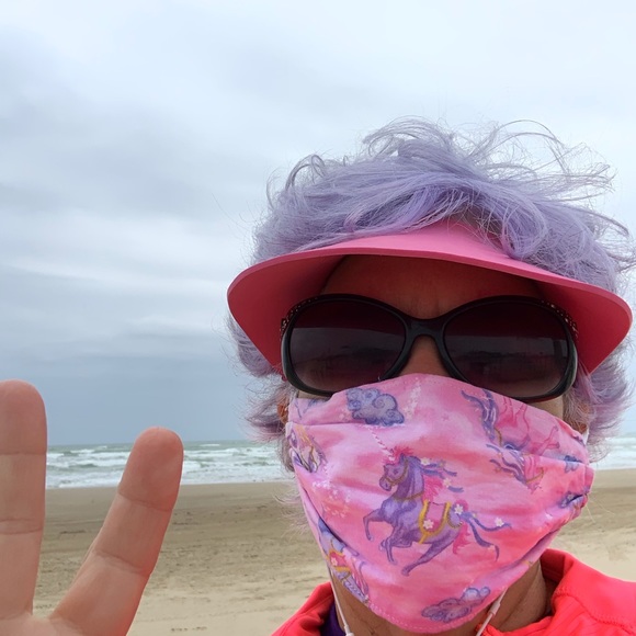 Meet your Posher, Sara - Picture 1 of 1